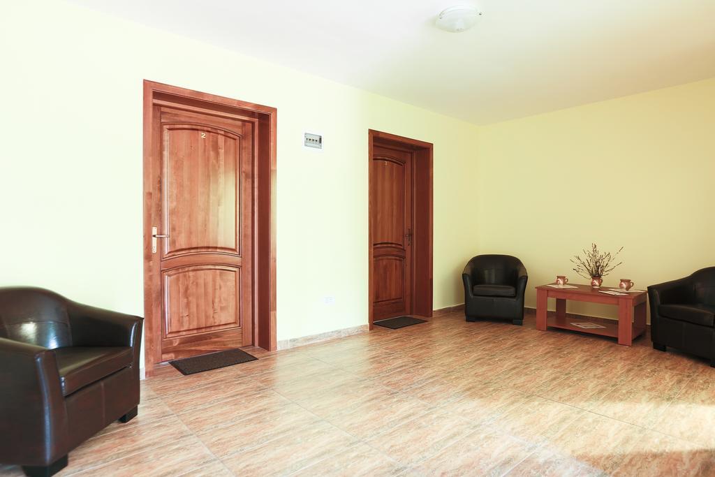 Pensiunea Dor De Casa Pestenita Dış mekan fotoğraf